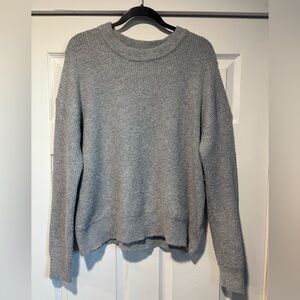 Market & Spruce Heather Gray Women's Crew Neck Sweater